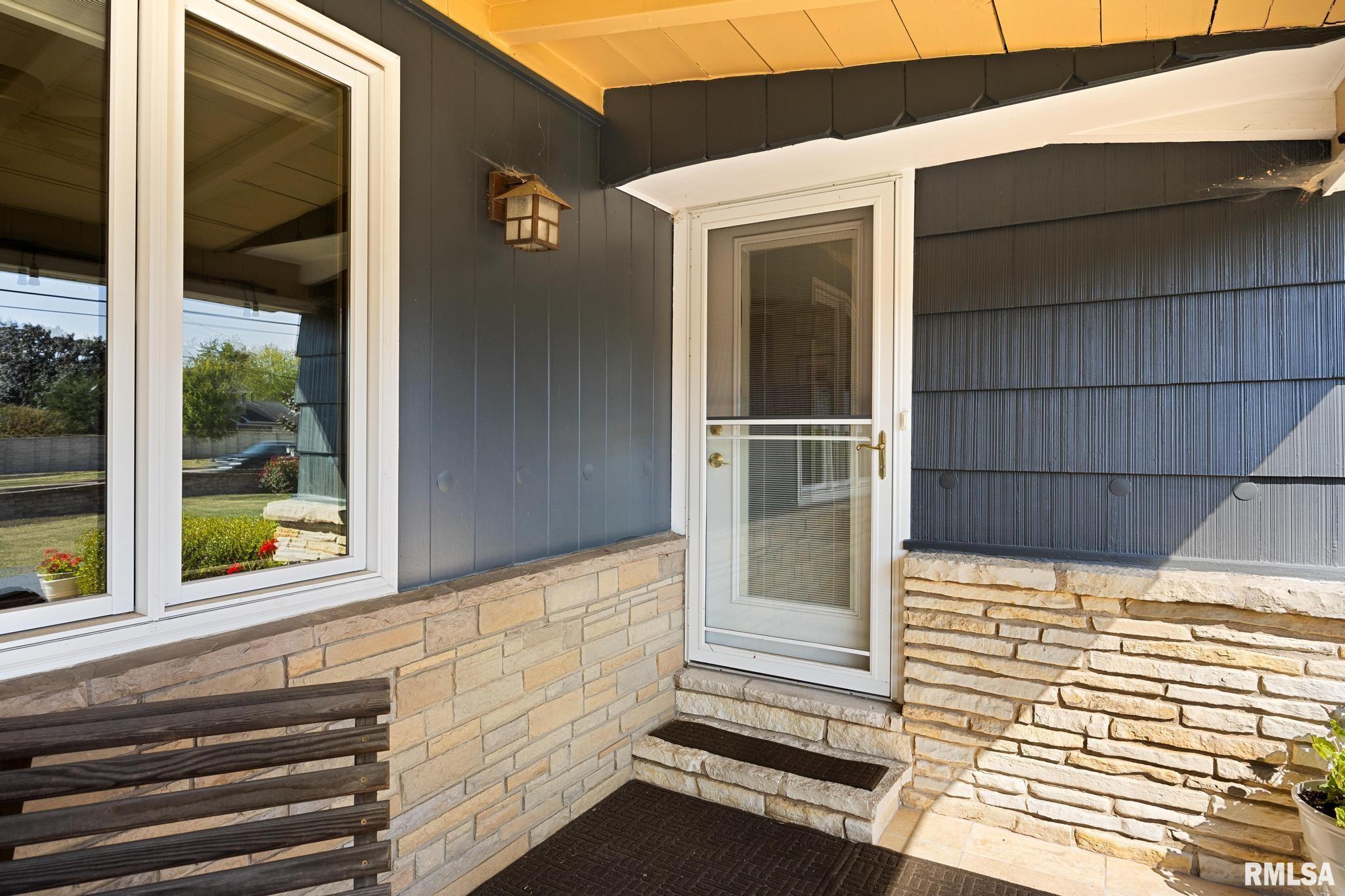 1017 West Northmoor Road Peoria, IL 61614 - Photo 6 of 53