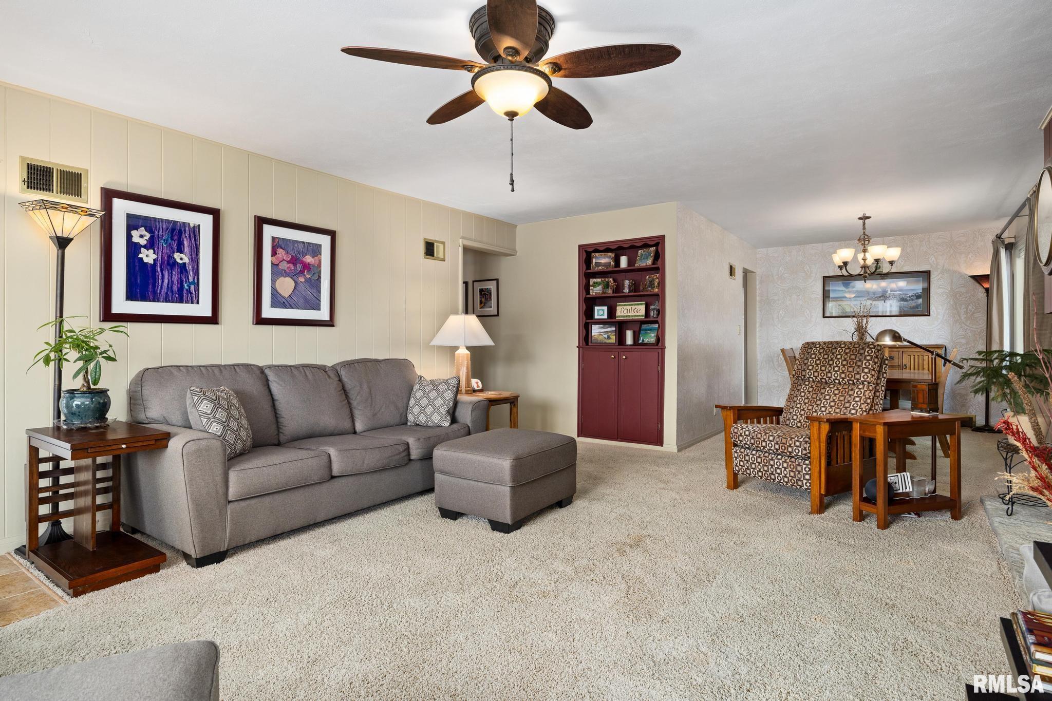 1017 West Northmoor Road Peoria, IL 61614 - Photo 9 of 53