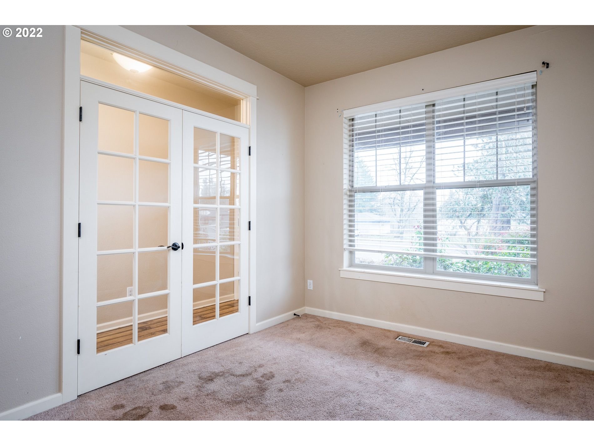 19483 Leland Road Oregon City, OR 97045 - Photo 3 of 27 Gallery Image 3