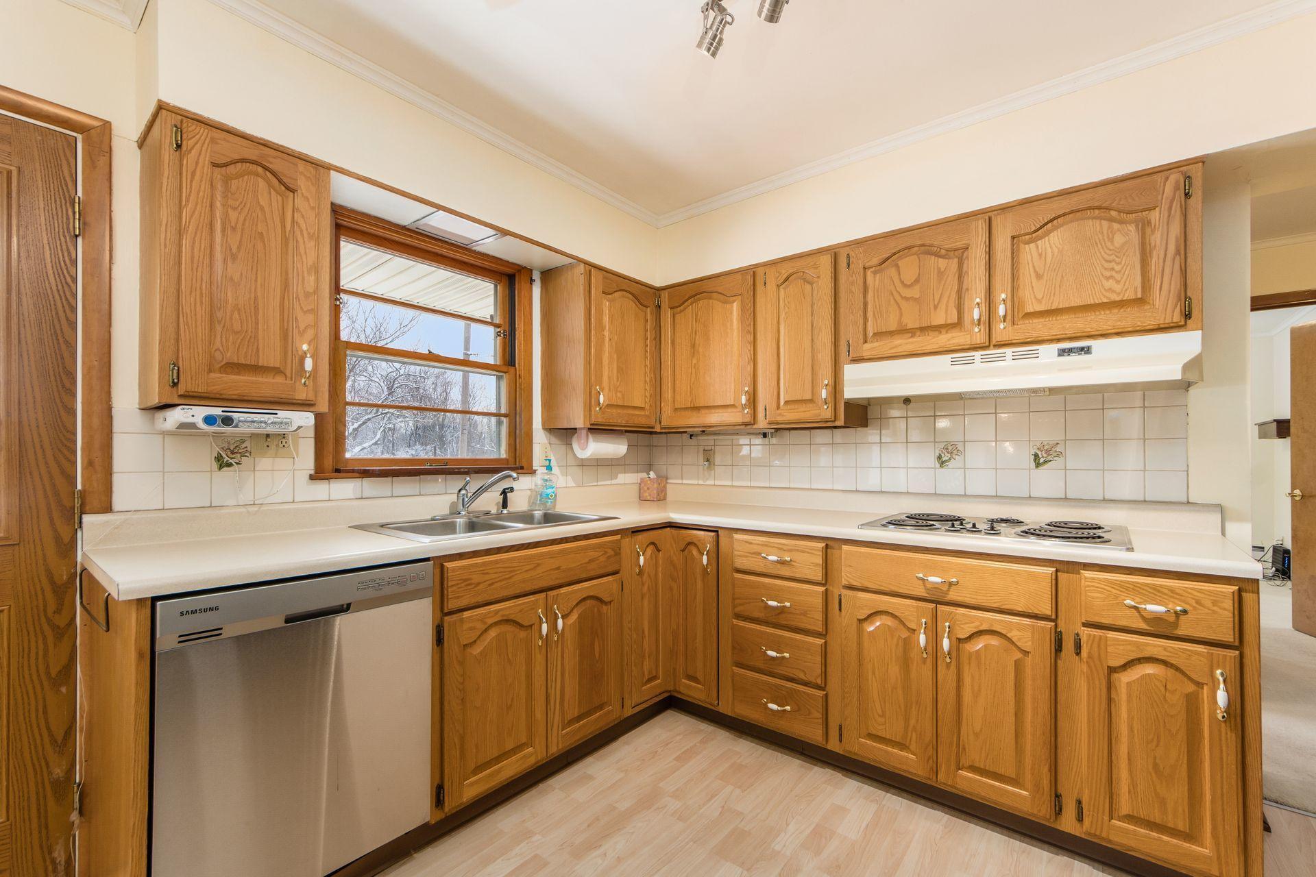 3621 Clime Road Columbus, OH 43228 - Photo 12 of 45