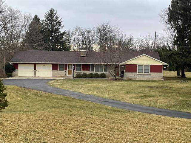 3621 Clime Road Columbus, OH 43228 - Photo 4 of 45