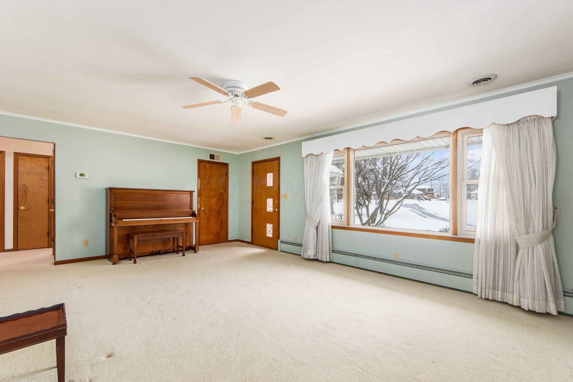 3621 Clime Road Columbus, OH 43228 - Photo 8 of 45