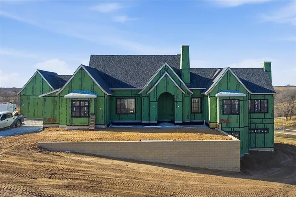 $2,595,000 | 10800 North Ewing Avenue, Kansas City, MO 64156