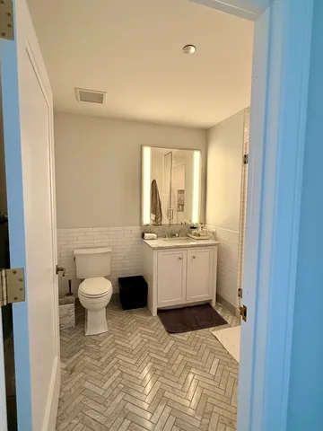 $4,347 | 514 North Peshtigo Court, Unit 2303, Chicago, IL 60611