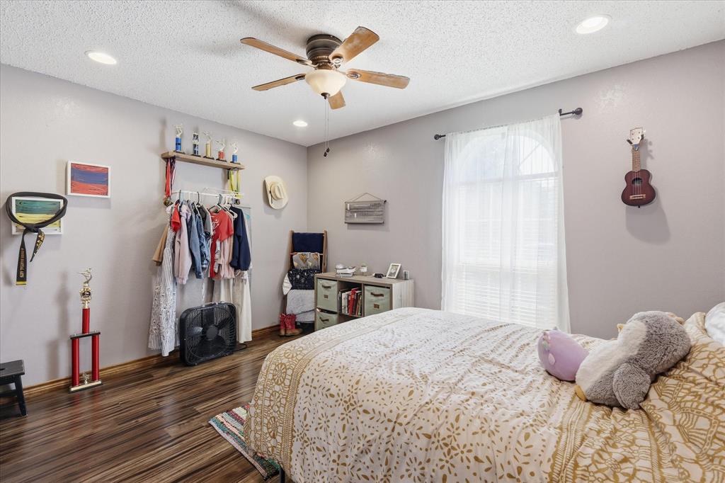 405 Lantern Ridge Drive Mansfield, TX 76063 - Photo 23 of 37