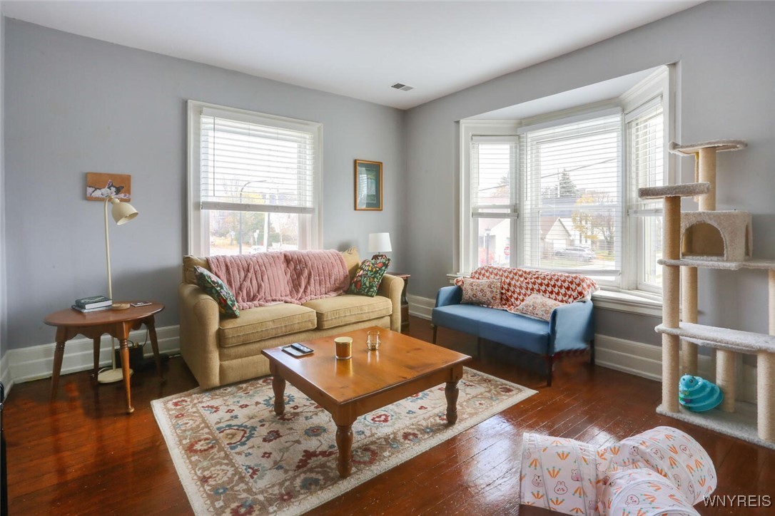 308 Virginia Street Buffalo, NY 14201 - Photo 5 of 24