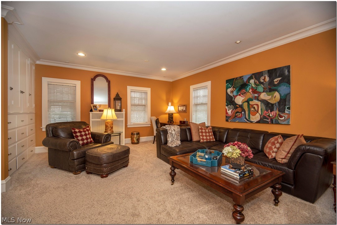 2918 Winthrop Road Cleveland, OH 44120 - Photo 28 of 34