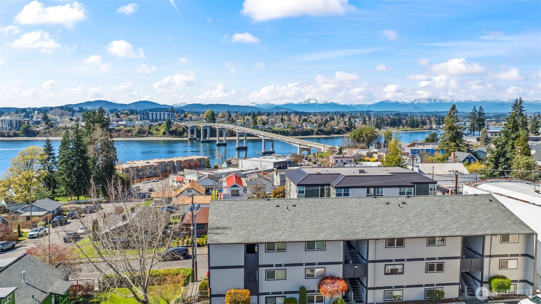1010 Perry Avenue, Unit 305 Bremerton, WA 98310 - Photo 1 of 21