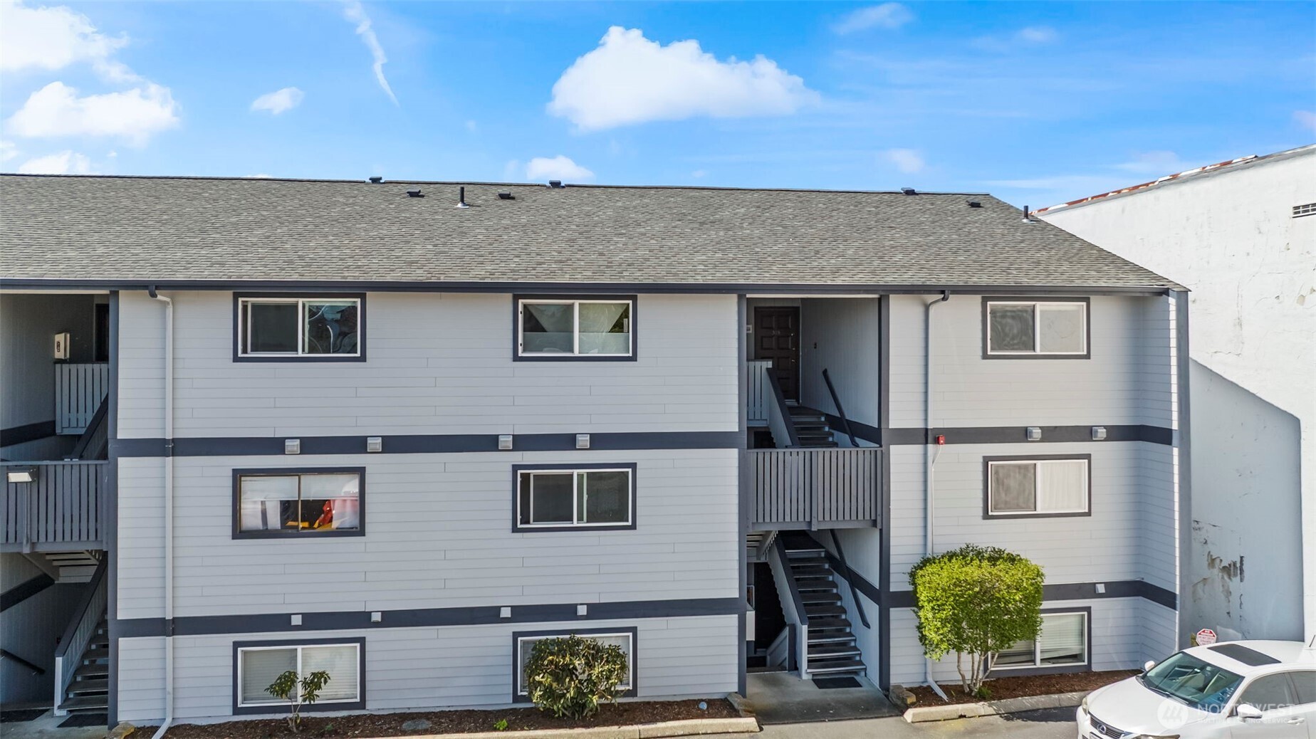 1010 Perry Avenue, Unit 305 Bremerton, WA 98310 - Photo 2 of 21