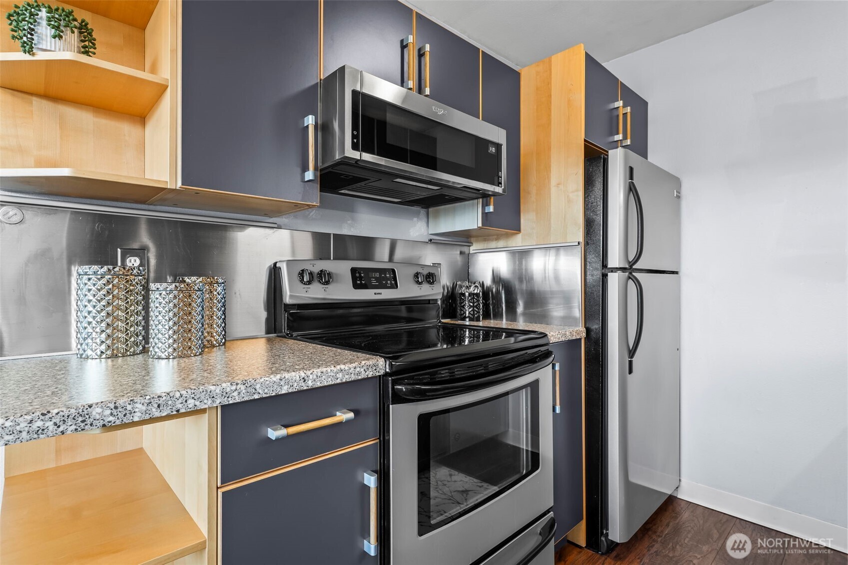 1010 Perry Avenue, Unit 305 Bremerton, WA 98310 - Photo 7 of 21