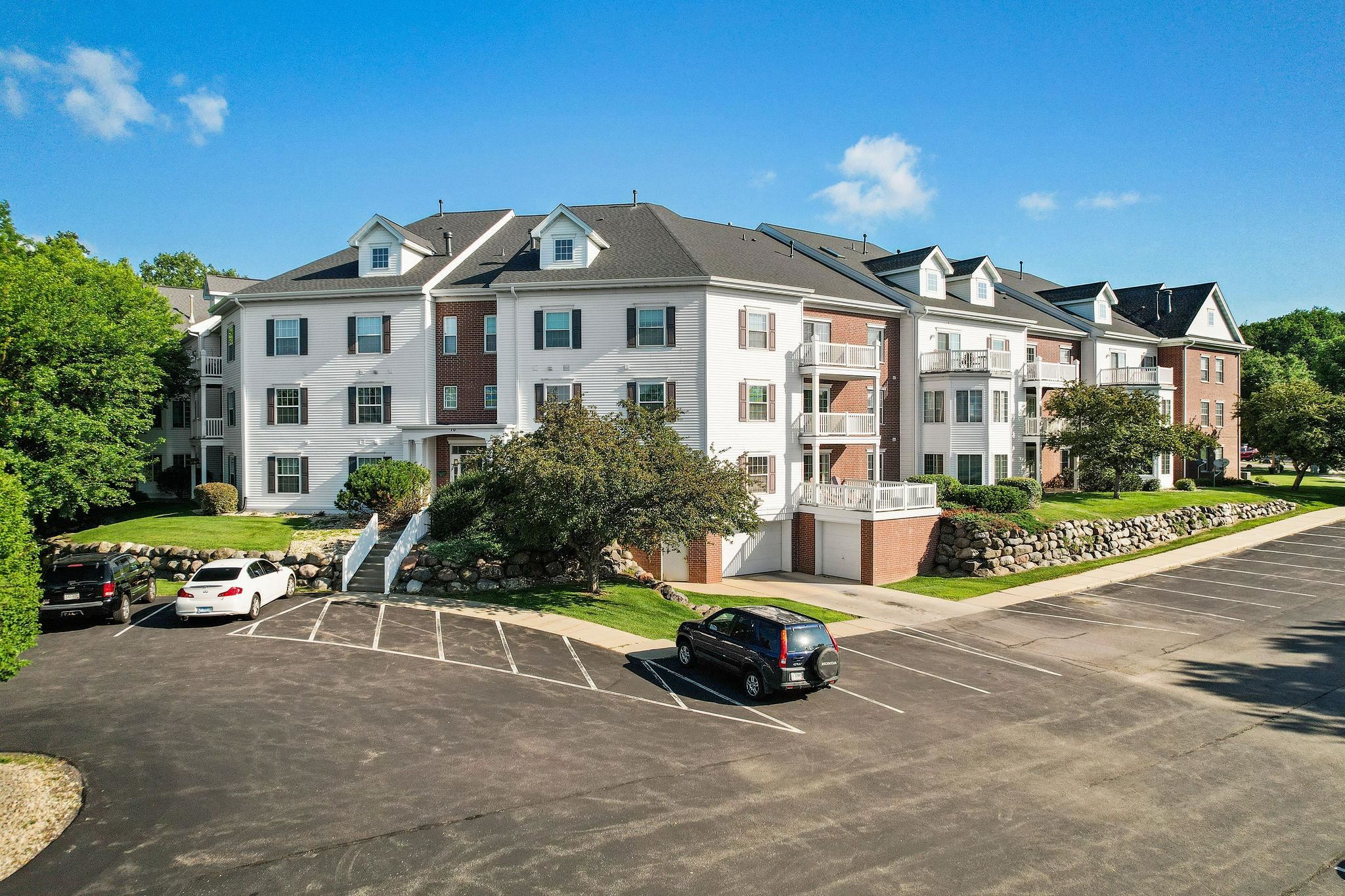 10 Kings Mill Circle, Unit 101 Madison, WI 53718 - Photo 41 of 43