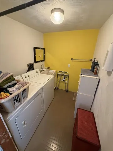 a view of entryway and hall