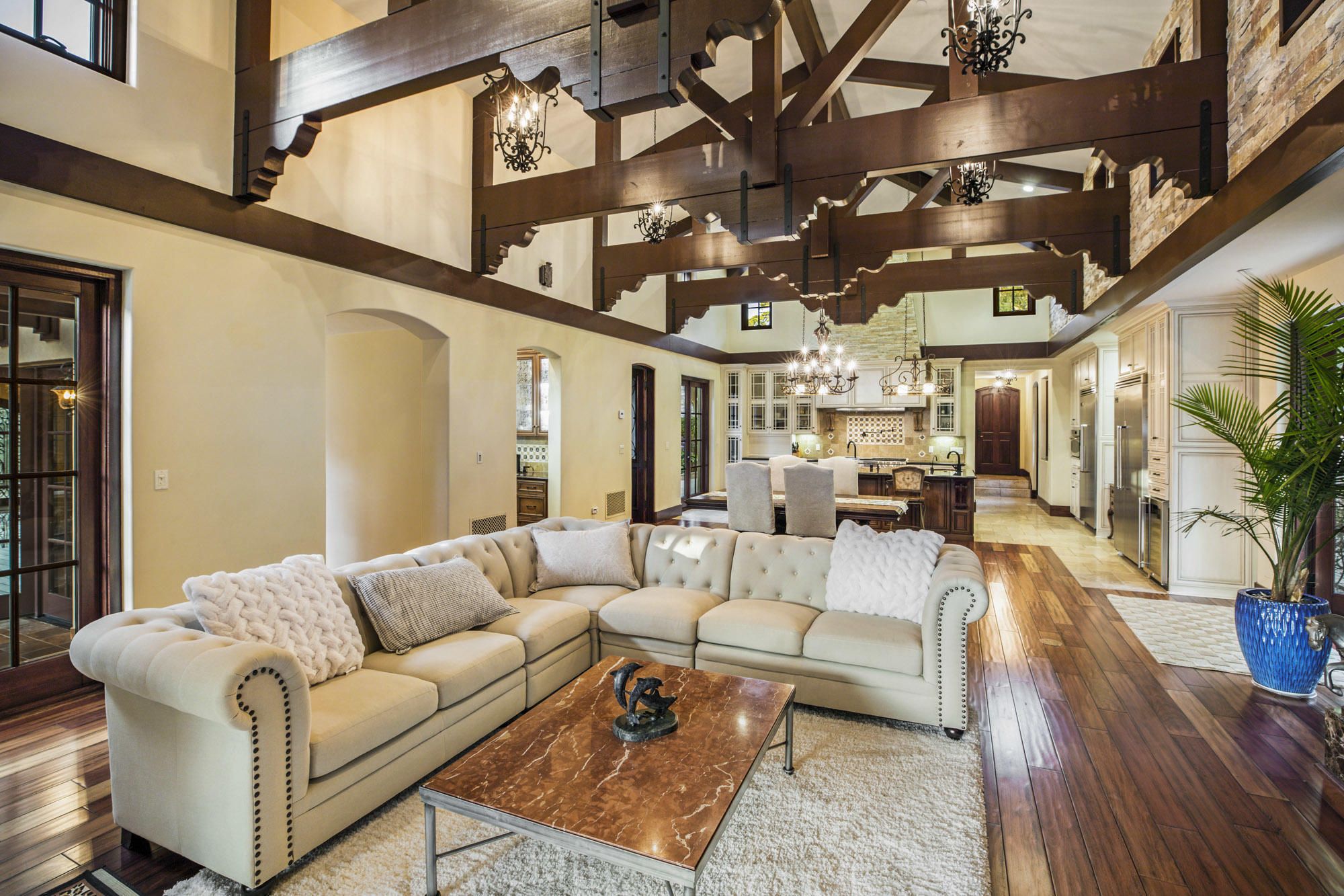 2020 Creekside Road Montecito, CA 93108 - Photo 8 of 29 Great Room w/ vaulted ceilings