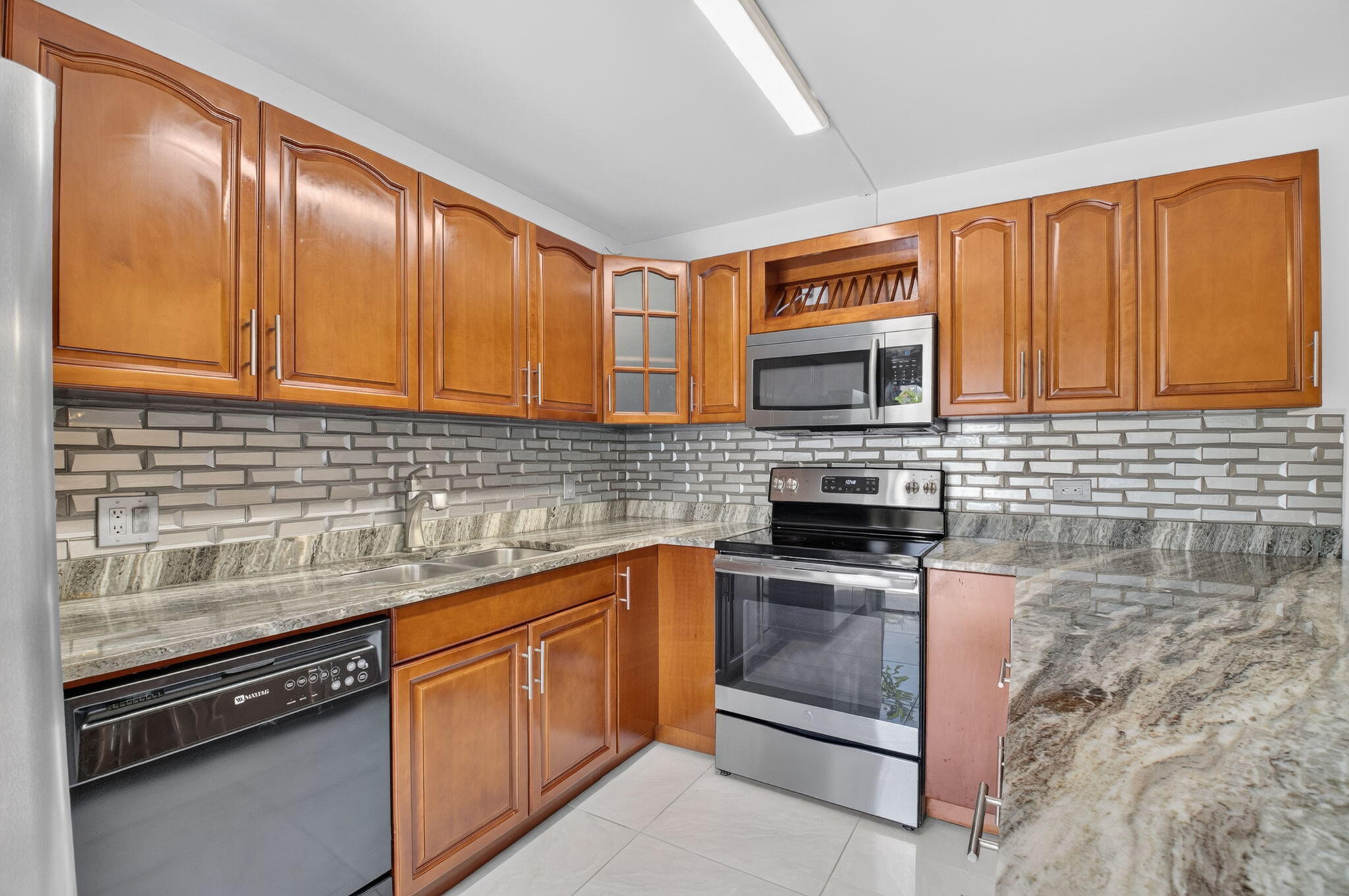 2887 Southwest 22nd Circle, Unit 49B Delray Beach, FL 33445 - Photo 15 of 46 15-web-or-mls-DSC_5476