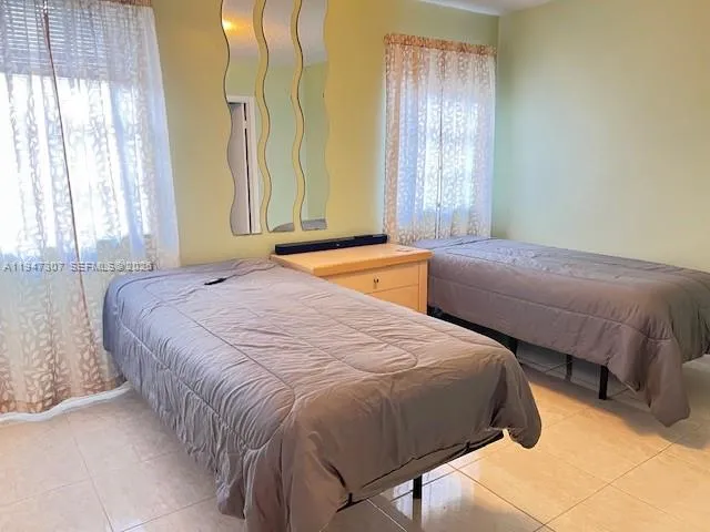 $405,000 | 905 Northwest 107th Avenue, Pembroke Pines, FL 33026