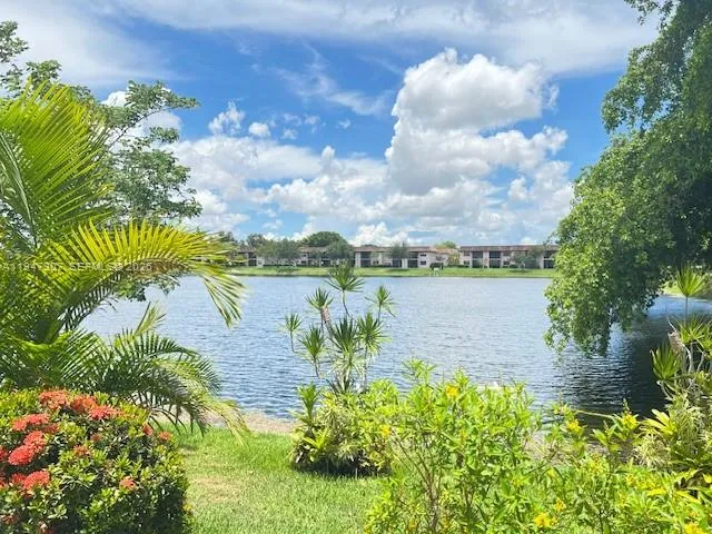 $405,000 | 905 Northwest 107th Avenue, Pembroke Pines, FL 33026