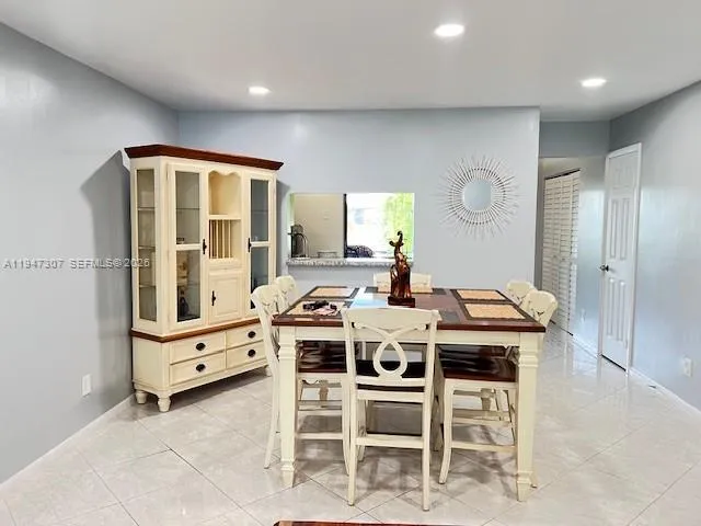 $405,000 | 905 Northwest 107th Avenue, Pembroke Pines, FL 33026