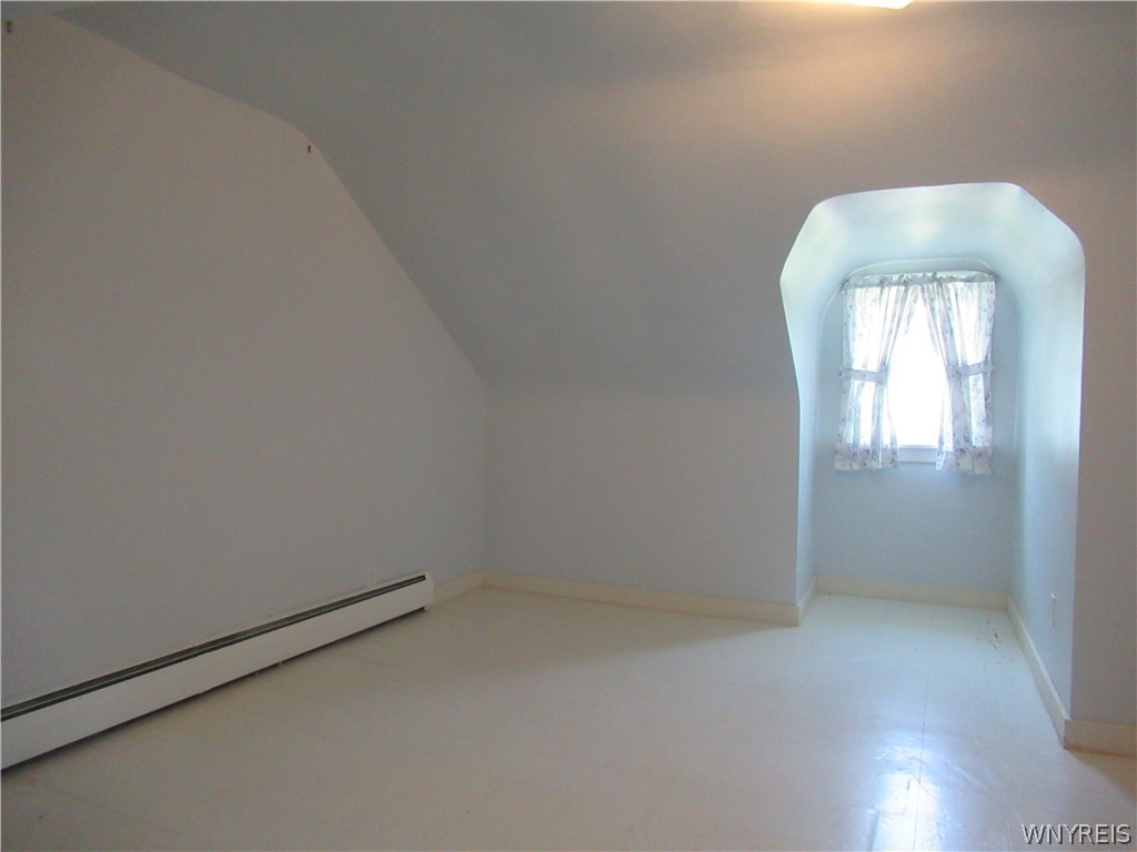 401 Lakeside Road Evans, NY 14006 - Photo 24 of 30 2nd Level Bedroom!