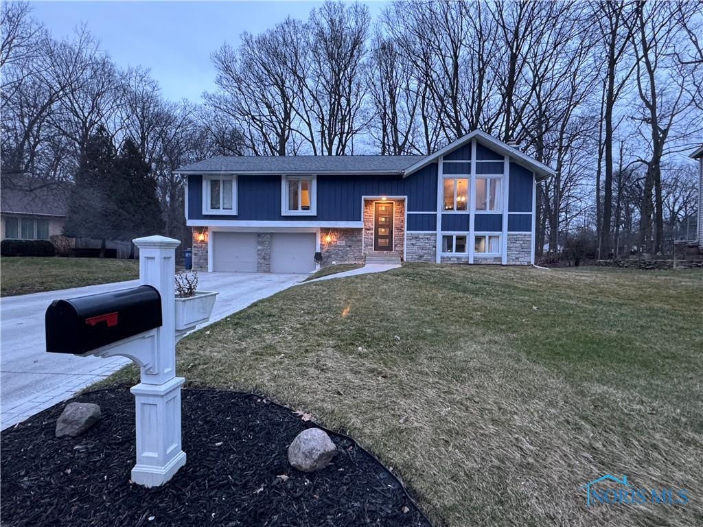 1617 Fallbrook Road Toledo, OH 43614 - Photo 1 of 35 Gallery Image 1