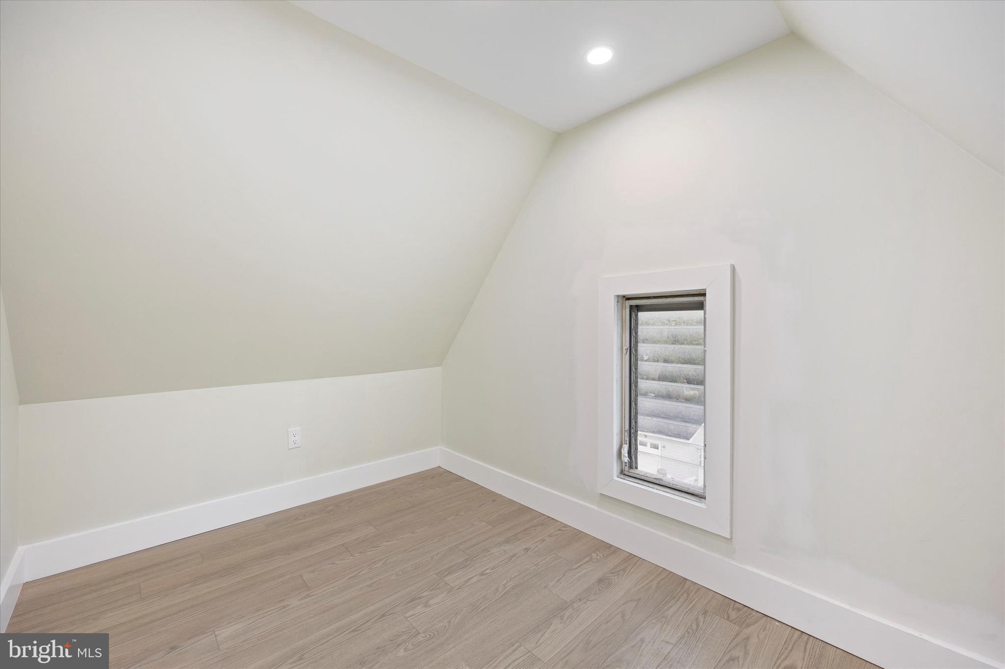 321 Powell Road Springfield, PA 19064 - Photo 18 of 23