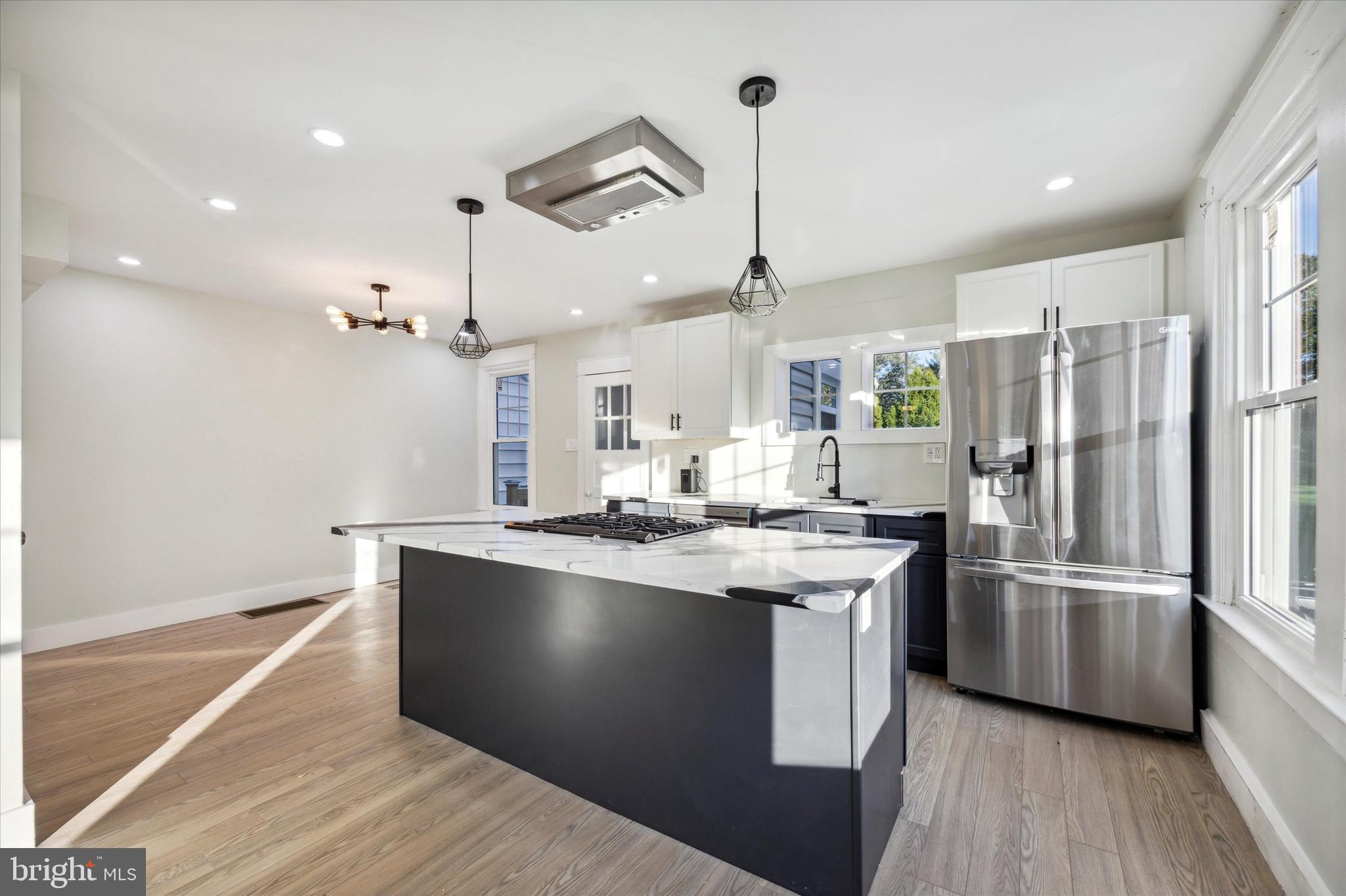 321 Powell Road Springfield, PA 19064 - Photo 5 of 23