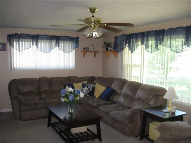 4405 West Petty Road Muncie, IN 47304 - Photo 3 of 15 Gallery Image 3
