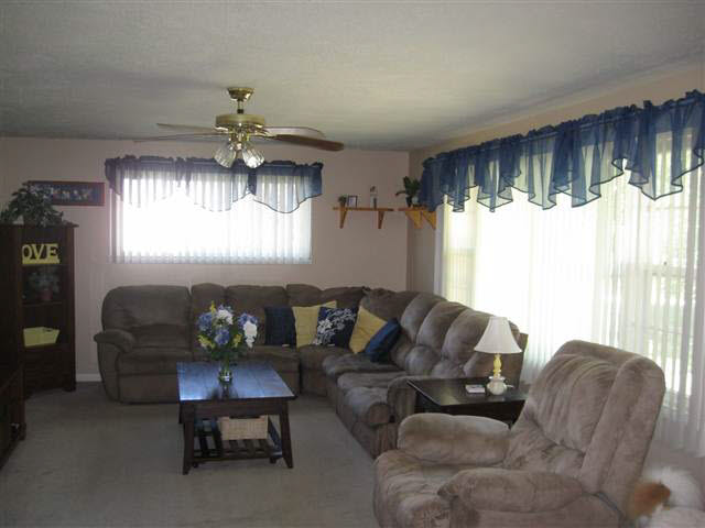 4405 West Petty Road Muncie, IN 47304 - Photo 7 of 15 Gallery Image 7