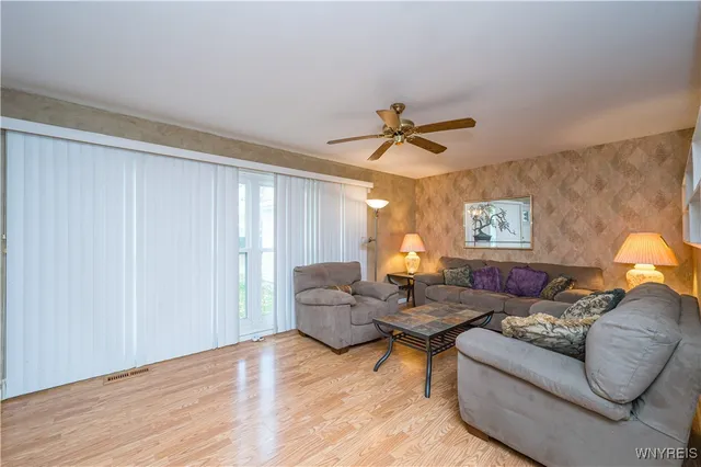 $249,900 | 158 Overbrook Avenue, Tonawanda, NY 14150