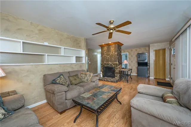 $249,900 | 158 Overbrook Avenue, Tonawanda, NY 14150