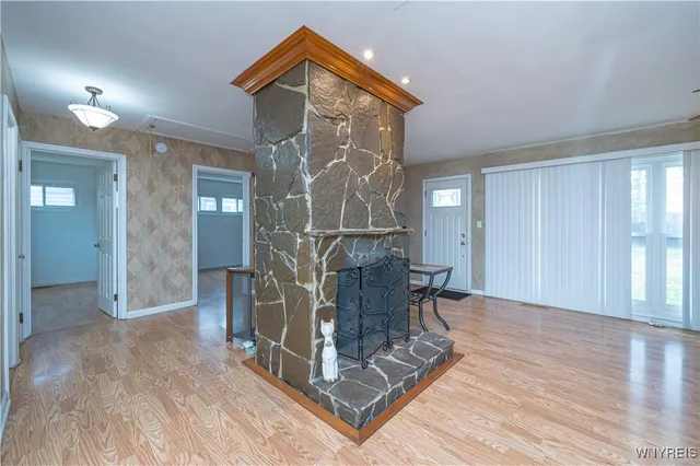 $249,900 | 158 Overbrook Avenue, Tonawanda, NY 14150