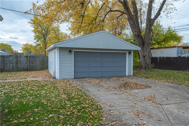 $249,900 | 158 Overbrook Avenue, Tonawanda, NY 14150