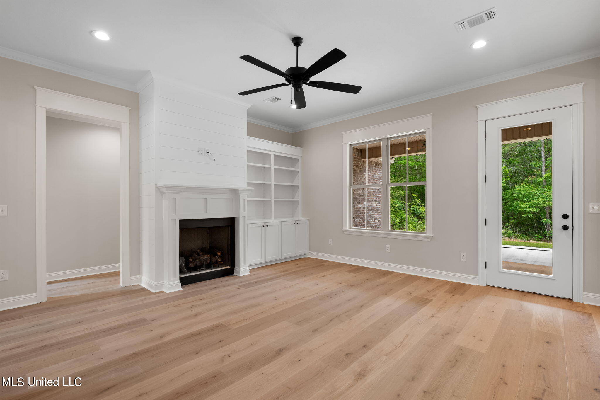 41 Stuart Road Sumrall, MS 39482 - Photo 8 of 48 41_Stuart_Road-11
