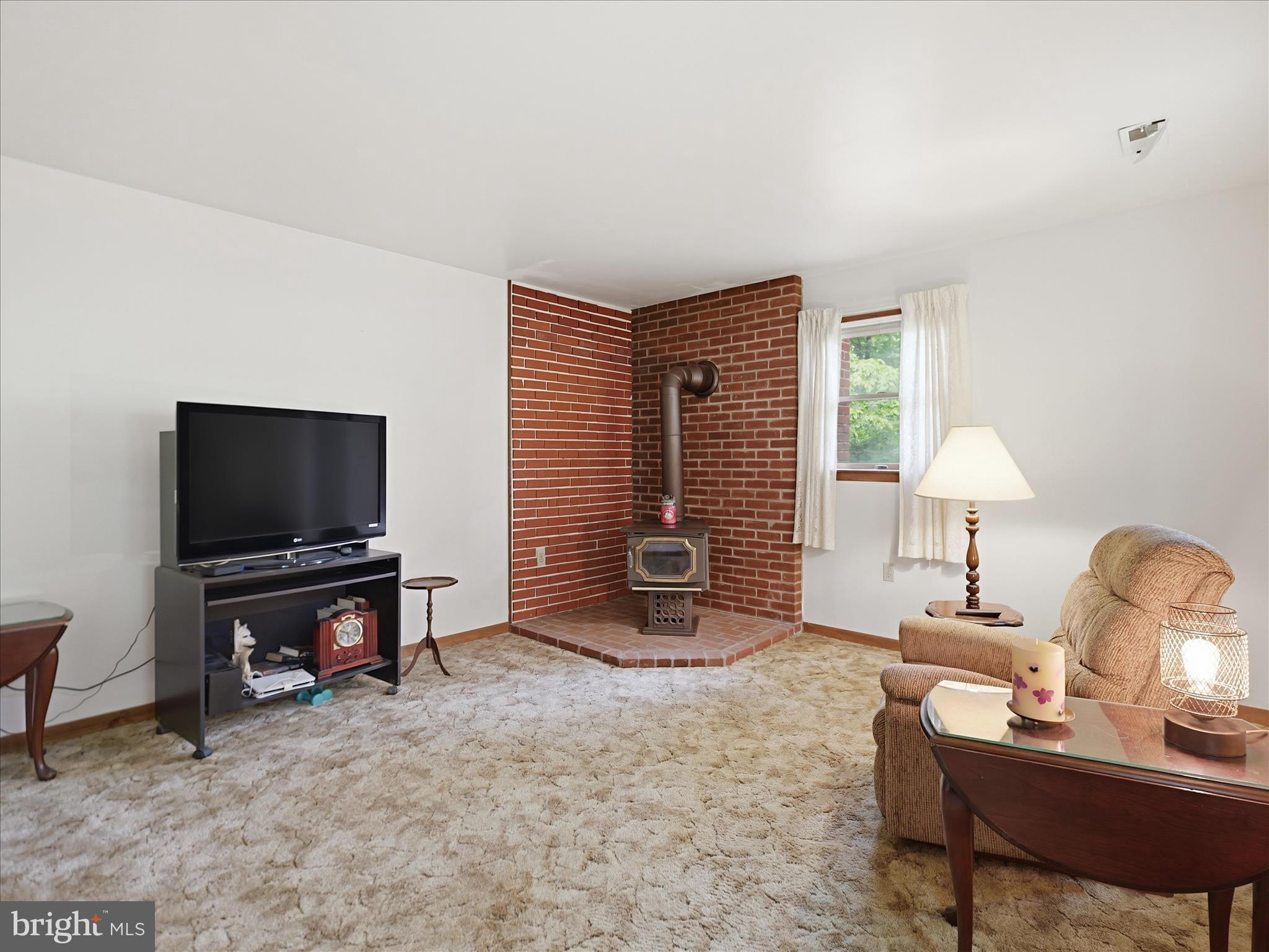 6309 Fulmer Road Frederick, MD 21703 - Photo 10 of 34
