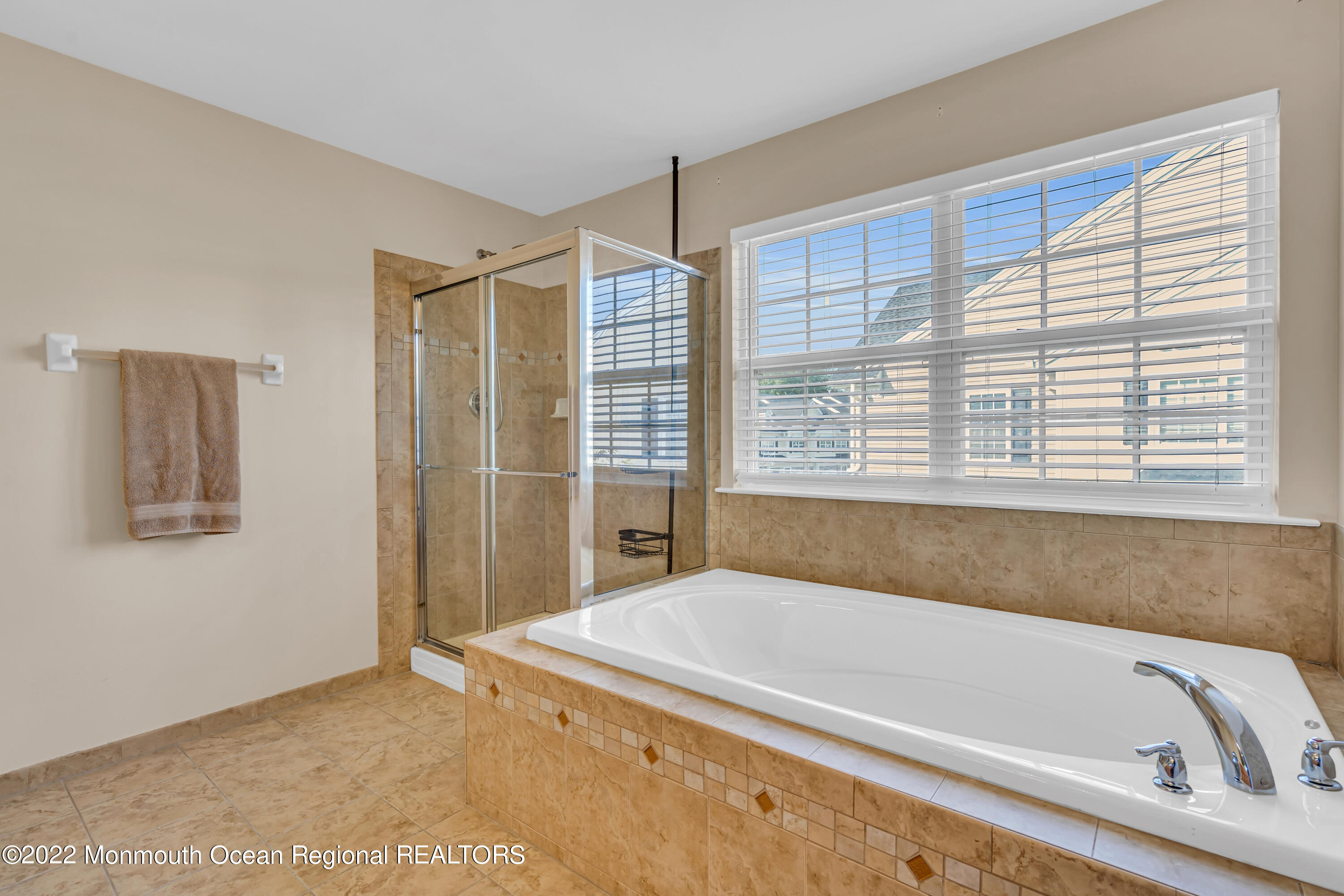 44 Brookfield Drive Jackson, NJ 08527 - Photo 7 of 62 060_dsc00041