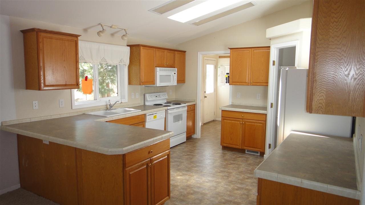 15508 West Lincoln Road Spokane, WA 99224 - Photo 2 of 13