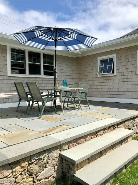 21 North Road Jamestown, RI 02835 - Photo 10 of 38 Gallery Image 10