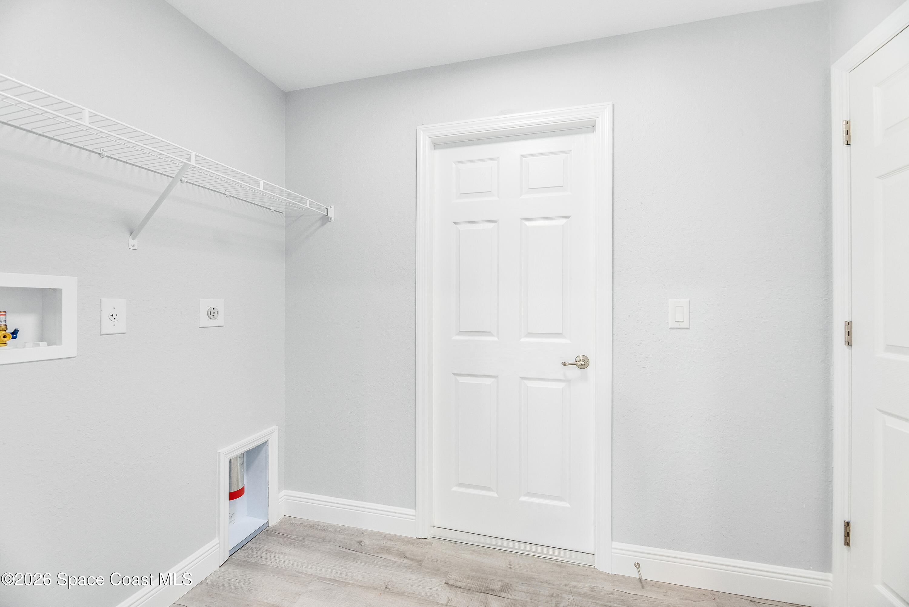 533 Fellenz Street Palm Bay, FL 32908 - Photo 37 of 42 37. Laundry Room