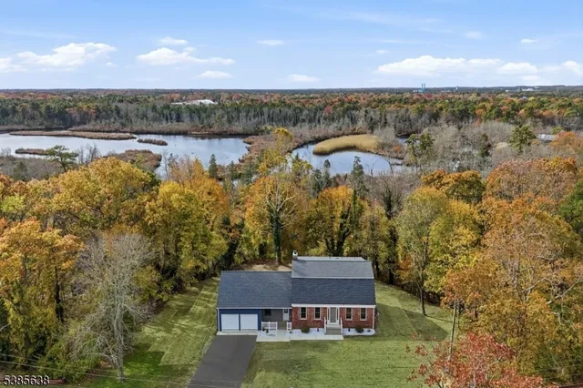 $949,000 | 1635 Forge Pond Road, Brick, NJ 08724
