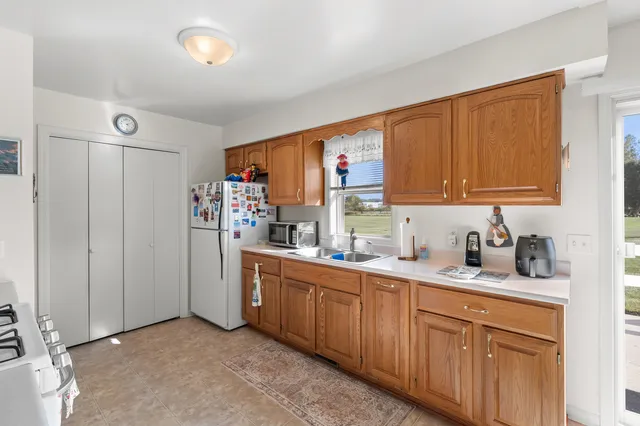 $329,900 | 5792-5794 Celery Street, Kalamazoo, MI 49048