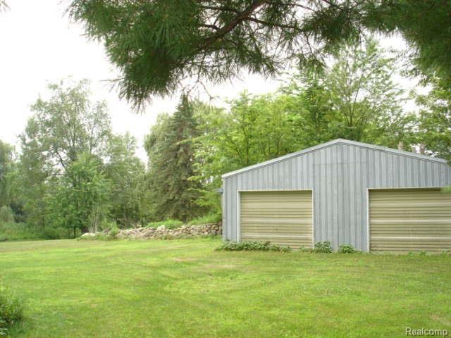 17120 Donohue Road Pinckney, MI 48169 - Photo 14 of 22 pole barn 3