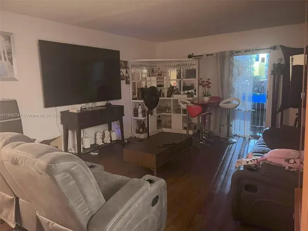 $169,000 | 18101 Northwest 68th Avenue, Unit D101, Hialeah, FL 33015