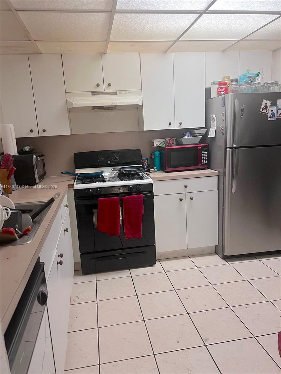 18101 Northwest 68th Avenue, Unit D101 Hialeah, FL 33015 - Photo 6 of 27