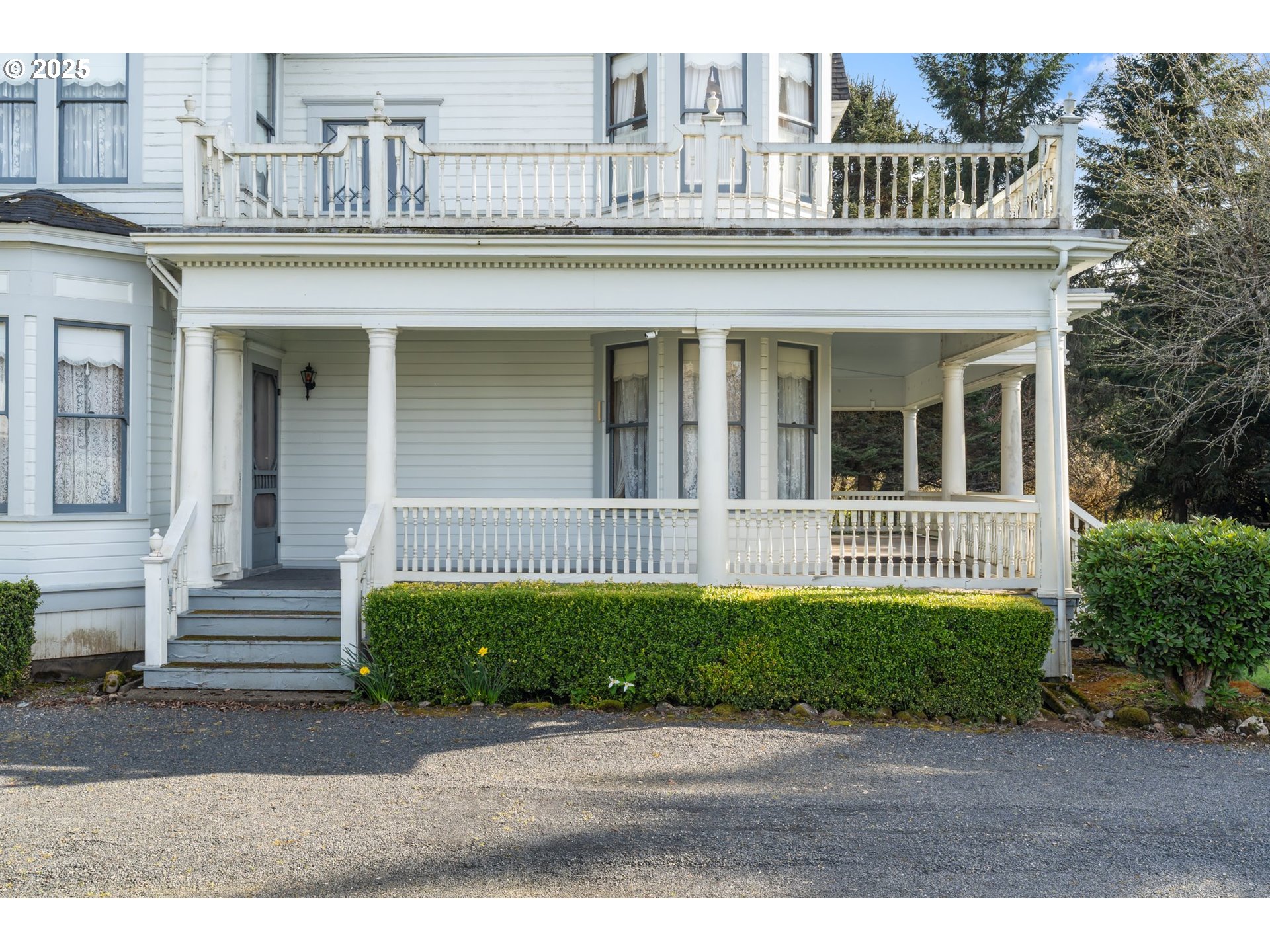 1110 D Street Vader, WA 98593 - Photo 31 of 45 front view of a house