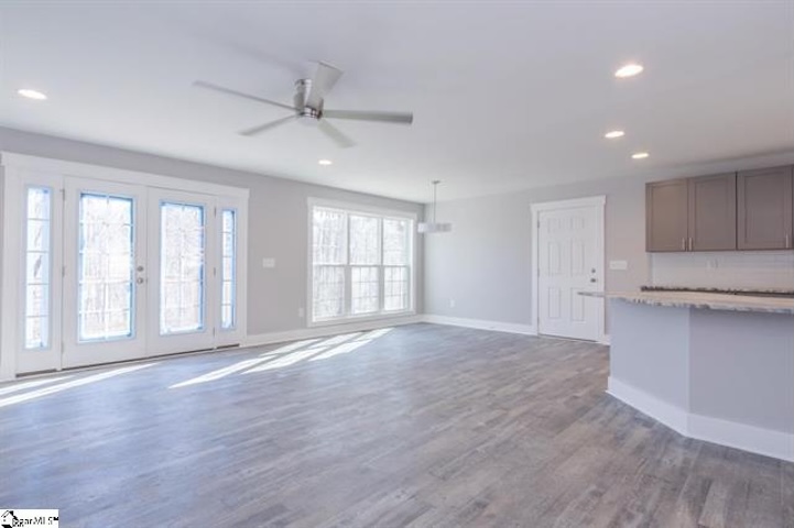 110 Tc-2-152 Easley, SC 29642 - Photo 5 of 32