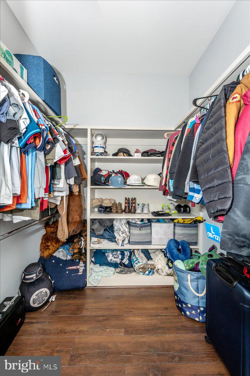 13100 St Paul Road Clear Spring, MD 21722 - Photo 42 of 97 Walk-in closet