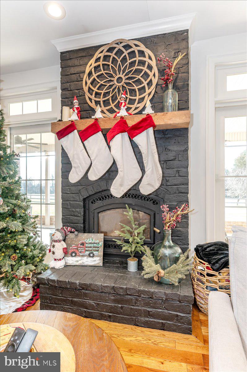 13100 St Paul Road Clear Spring, MD 21722 - Photo 10 of 97 LP gas fireplace