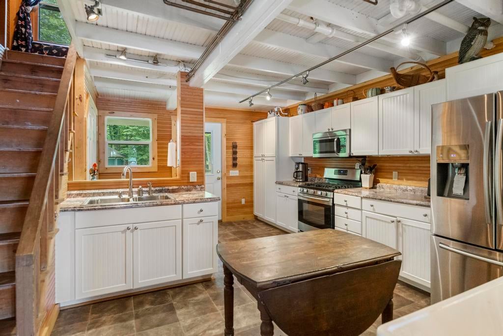 8742 MacArthur Road Levering, MI 49755 - Photo 13 of 45 Gallery Image 13