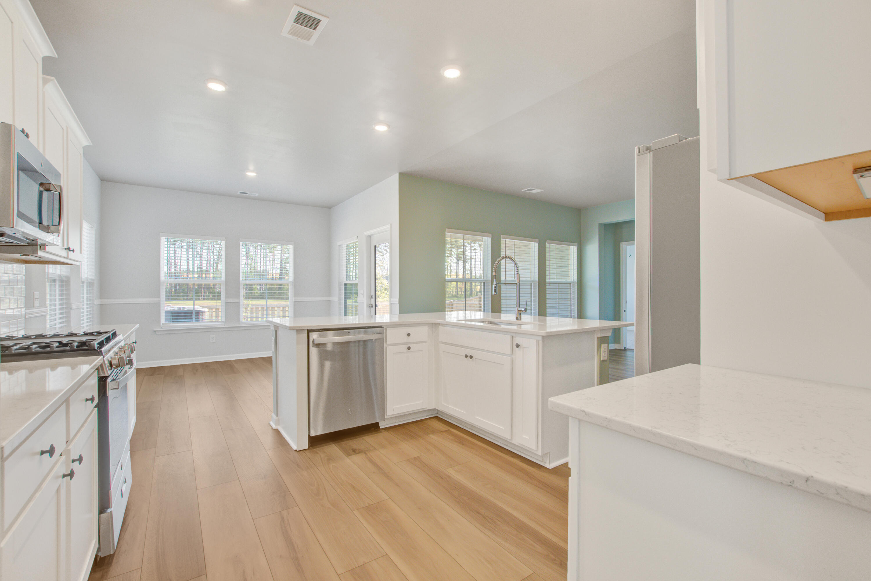 424 Water Orchid Way Moncks Corner, SC 29461 - Photo 7 of 44 Kitchen