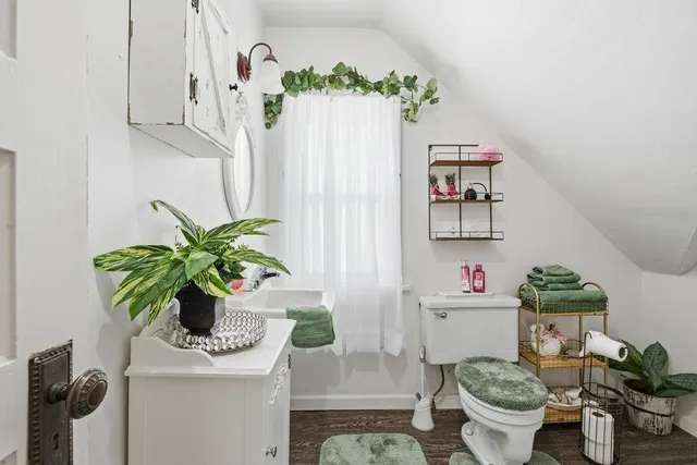 $300,000 | 1728 East Courtland Avenue, Spokane, WA 99207