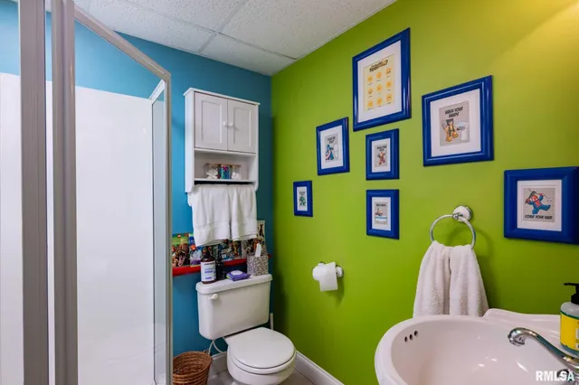 $459,000 | 1300 West Brewster Road, Herrin, IL 62948